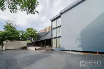 Commercial for rent in Khlong Tan Nuea, Bangkok near BTS Thong Lo