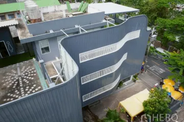 Commercial for rent in Silom, Bangkok near BTS Sala Daeng
