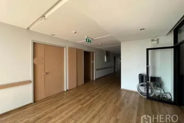 Commercial for rent in Hua Mak, Bangkok