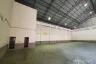 Warehouse / Factory for rent in Khlong Maduea, Samut Sakhon