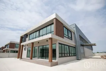 Warehouse / Factory for Sale or Rent in Naraphirom, Nakhon Pathom