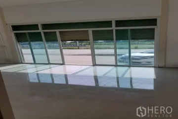 Warehouse / Factory for rent in Khu Bang Luang, Pathum Thani