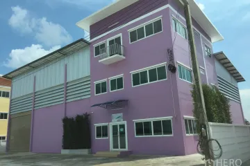 Warehouse / Factory for rent in Khlong Chet, Pathum Thani