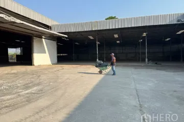 Warehouse / Factory for rent in Bang Pla, Samut Prakan