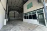 Warehouse / Factory for rent in Lahan, Nonthaburi