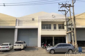 Warehouse / Factory for rent in Khlong Nueng, Pathum Thani
