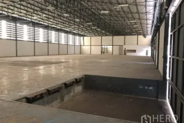Warehouse / Factory for rent in Khlong Nueng, Pathum Thani