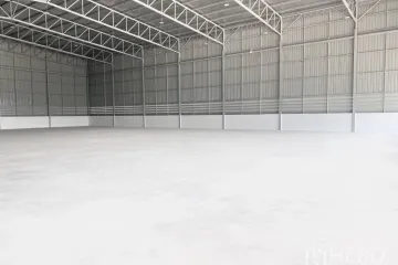 Warehouse / Factory for rent in Bang Phriang, Samut Prakan