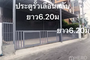 Warehouse / Factory for rent in Sam Sen Nok, Bangkok