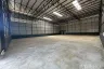 Warehouse / Factory for rent in Khlong Chaokhun Sing, Bangkok near MRT Mahatthai