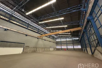 Warehouse / Factory for rent in Samrong Nuea, Samut Prakan near BTS Bearing