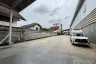 Warehouse / Factory for rent in Wong Sawang, Bangkok