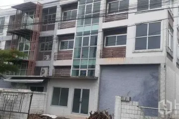 Warehouse / Factory for rent in Khlong Phra Udom, Pathum Thani