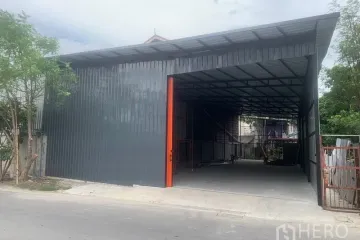 Warehouse / Factory for rent in Khlong Chan, Bangkok