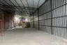 Warehouse / Factory for rent in Khlong Chan, Bangkok