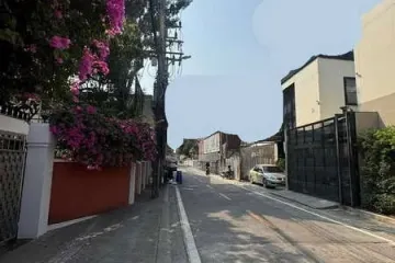 Land for sale in Phra Khanong, Bangkok near BTS Phra Khanong