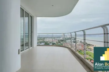 2 Bedroom Condo for sale in Na Jomtien, Chonburi