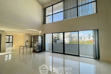 3 Bedroom Condo for rent in Kiarti Thanee City Mansion, Khlong Toei Nuea, Bangkok near BTS Asoke