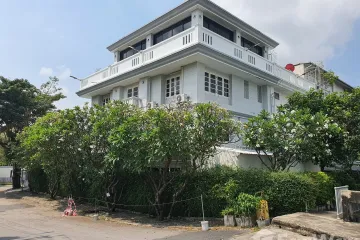 6 Bedroom Townhouse for sale in Nong Bon, Bangkok near MRT Suan Luang Ro 9