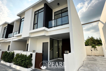 4 Bedroom House for sale in Na Kluea, Chonburi