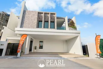 4 Bedroom House for sale in Thamber Private  Pool Villa, Huai Yai, Chonburi