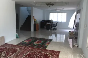 House for rent in Saphan Sung, Bangkok