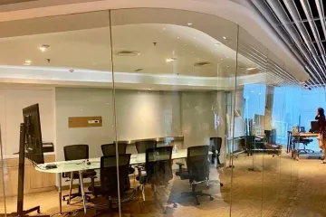 Office for rent in Khlong Toei Nuea, Bangkok near MRT Sukhumvit