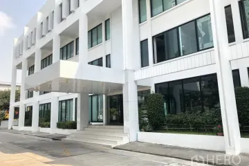 Office for rent in Phra Khanong Nuea, Bangkok near BTS Phra Khanong