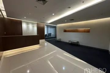 Office for rent in Khlong Toei, Bangkok near BTS Asoke
