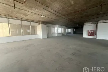 Office for rent in Khlong Toei, Bangkok near BTS Asoke