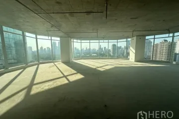 Office for rent in Khlong Toei, Bangkok near BTS Asoke