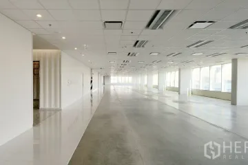 Office for rent in Khlong Toei, Bangkok near MRT Queen Sirikit National Convention Centre