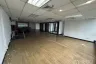 Office for rent in Khlong Tan Nuea, Bangkok near BTS Ekkamai