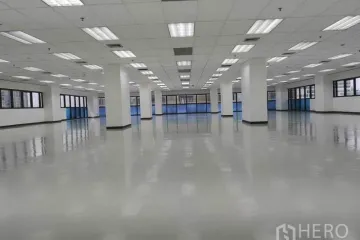 Office for rent in Phaya Thai, Bangkok near BTS Ari