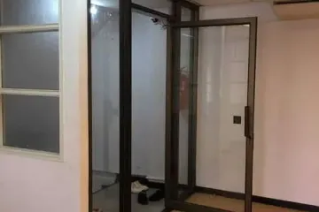 Office for rent in Bang Na, Bangkok near BTS Udom Suk