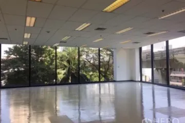 Office for rent in Phaya Thai, Bangkok near BTS Ari