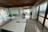 Office for rent in 