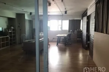 Office for rent in Phaya Thai, Bangkok near BTS Ari