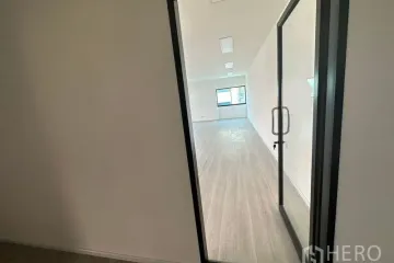 Office for rent in Yan Nawa, Bangkok near BTS Surasak