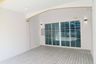 3 Bedroom Townhouse for sale in Om Noi, Samut Sakhon
