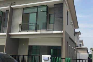 3 Bedroom Townhouse for sale in Racha Thewa, Samut Prakan