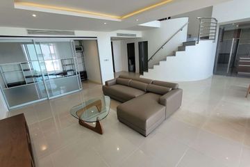 2 Bedroom Condo for rent in Khlong Tan Nuea, Bangkok