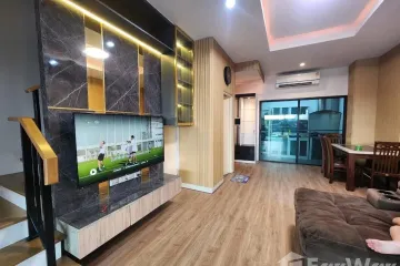 3 Bedroom House for rent in Baan Klang Muang Rama 9 - Krungthep Kreetha, Saphan Sung, Bangkok