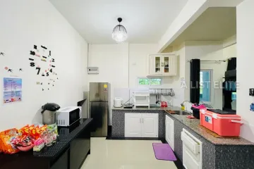 2 Bedroom House for rent in Na Kluea, Chonburi