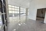Commercial for rent in Baan Kampu Asok, Khlong Toei Nuea, Bangkok near MRT Phetchaburi