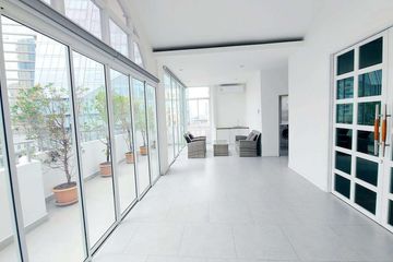 3 Bedroom Condo for rent in Khlong Tan Nuea, Bangkok near BTS Thong Lo