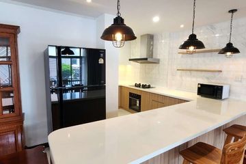 3 Bedroom Condo for rent in Lumpini, Bangkok near BTS Ploen Chit