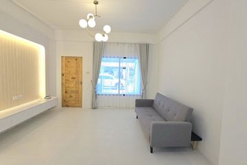 2 Bedroom Townhouse for sale in Nong Prue, Chonburi