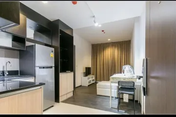1 Bedroom Condo for rent in Edge Sukhumvit 23, Khlong Toei Nuea, Bangkok near BTS Asoke