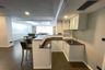 4 Bedroom Condo for rent in Oriental Towers, Khlong Tan Nuea, Bangkok near BTS Thong Lo